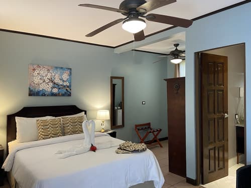 Hotel Playa Espadilla y Gardens