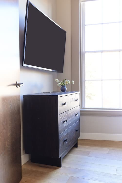 The Docent's Collection at 121 Middle Street, Room