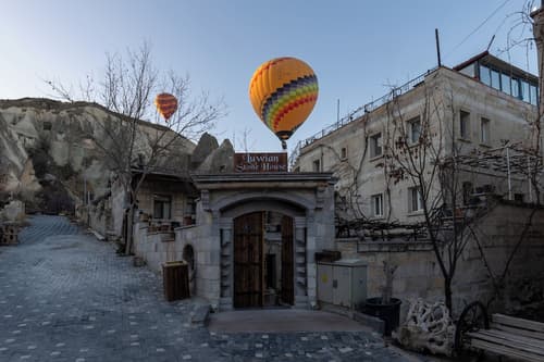 Luwian Stone House, Primary image