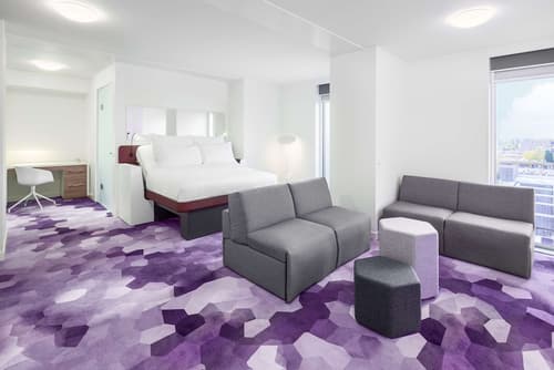 YOTEL Amsterdam, Room