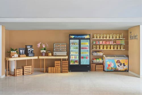 Fairfield by Marriott Bali Kuta Sunset Road