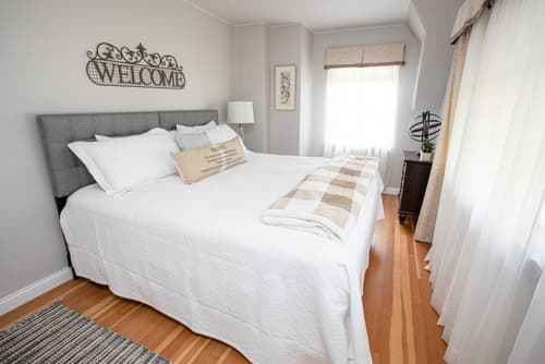 Hummingbird Estate Wine & Suites, Room