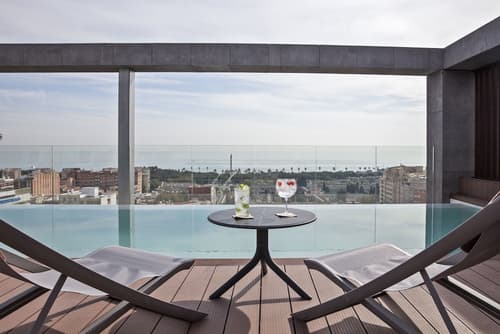 Hotel Acta Voraport, Outdoor pool