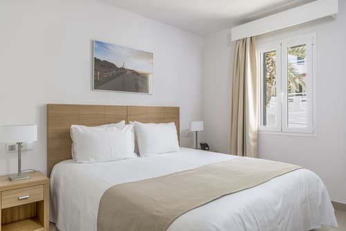 White Sands Beach Club