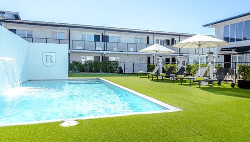 Regent of Rotorua, Pool