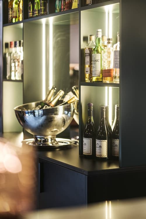 Hotel Flora, Reception