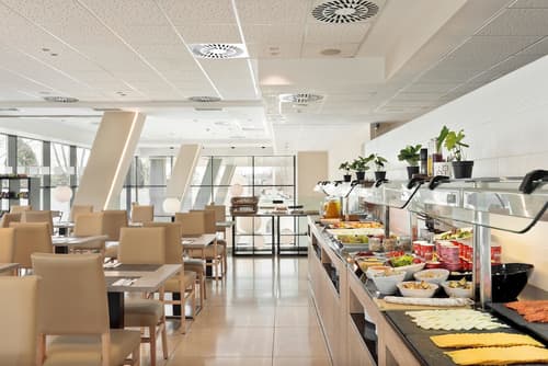 Hotel Best 4 Barcelona, Dining