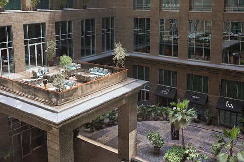 The Ritz-Carlton, Dubai International Financial Centre, Lobby lounge