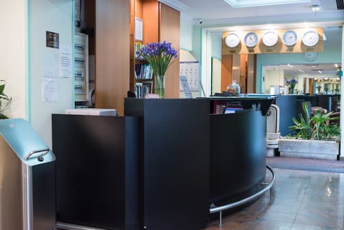 Home Latin, Reception