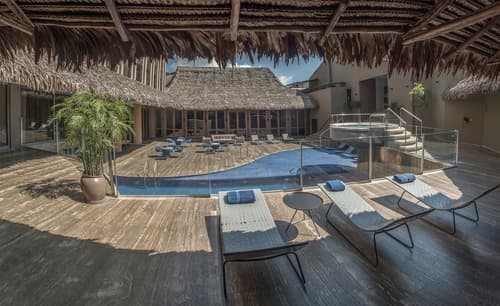 DoubleTree by Hilton Iquitos, Pool