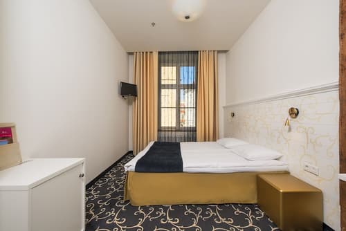 Meriton Old Town Garden Hotel, Room