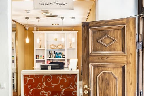 Meriton Old Town Garden Hotel, Reception