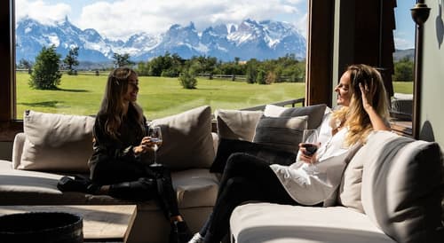 Rio Serrano Hotel + Spa, Lobby sitting area