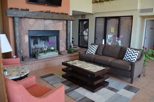 The Noor Hotel, Lobby sitting area