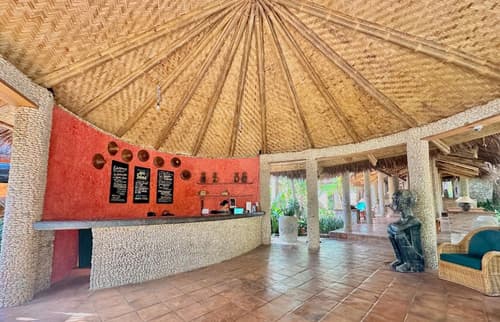 Coco Grove Beach Resort, Reception