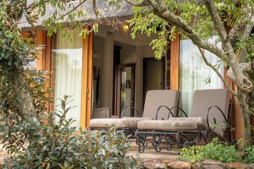 Ekuthuleni Lodge, Room