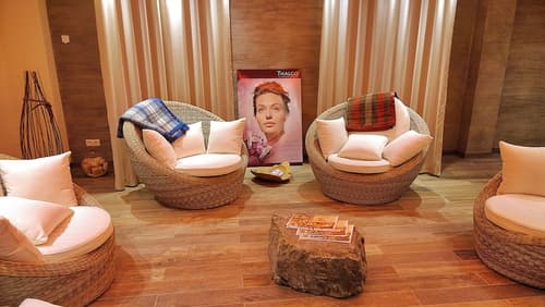 Gourmet & Relax Hotel De La Sure, Lobby sitting area