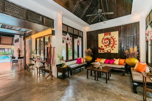 The Legendha Sukhothai, Lobby sitting area