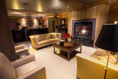 Cork Factory Hotel Lancaster, Lobby