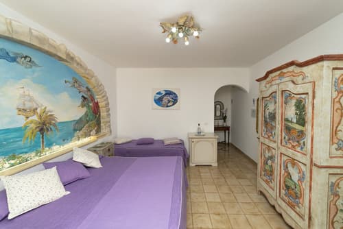Casa Teresa, Room