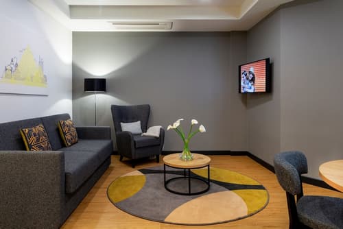 The Gate Hotel City Centre, Room