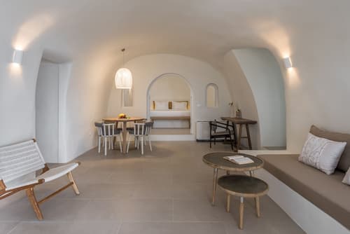 Art Maisons Oia Castle