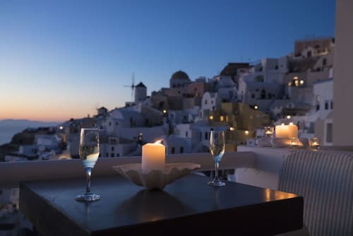 Art Maisons Oia Castle