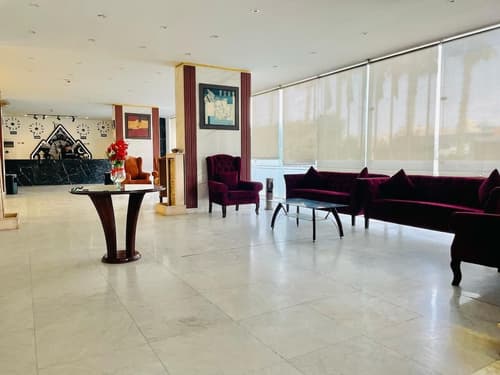 Aracan Pyramids Hotel, Reception