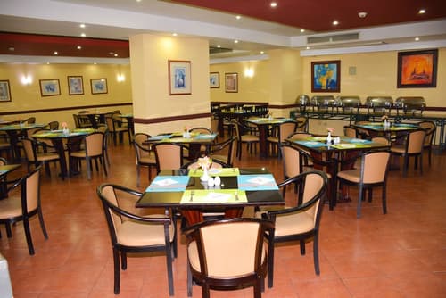 Aracan Pyramids Hotel