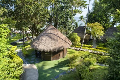 Haadtien Beach Resort, Reception