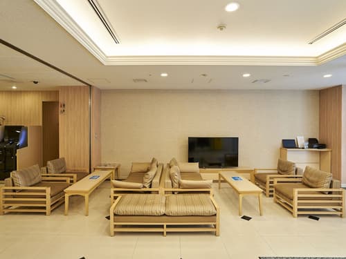 Daiwa Roynet Hotel Hiroshima, Lobby sitting area