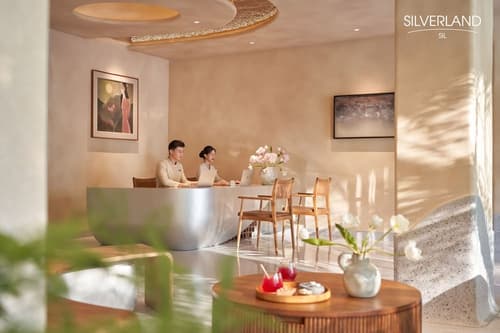 Silverland Sil Hotel, Reception