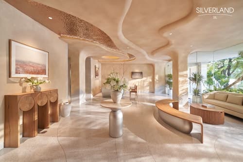 Silverland Sil Hotel, Lobby