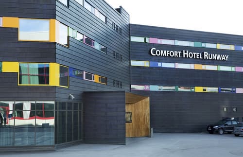 Comfort Hotel RunWay, Front of property