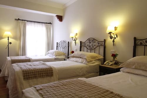 Hotel Asturias, Room