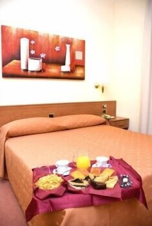 La Isla Resort, In-room dining