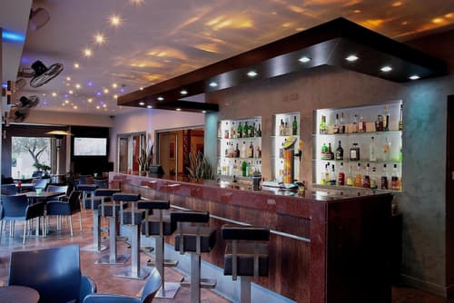 Pyramos Hotel, Bar (on property)