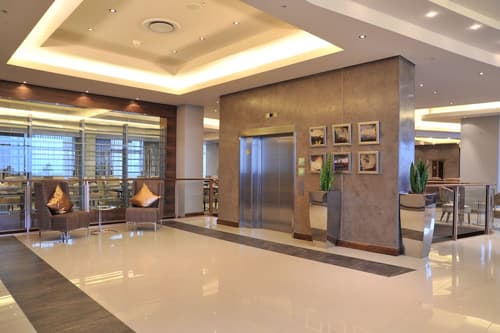Holiday Inn Johannesburg - Rosebank by IHG, Lobby