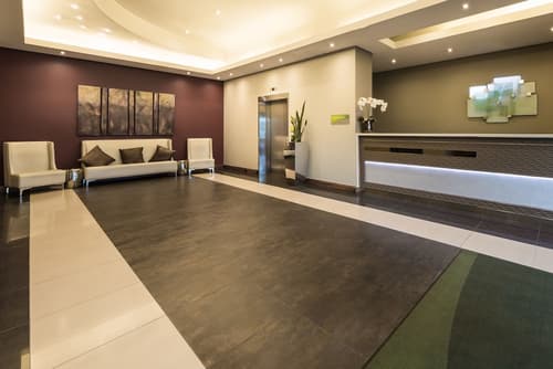 Holiday Inn Johannesburg - Rosebank by IHG, Interior entrance
