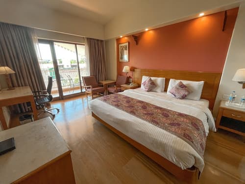 Acron Candolim Regina, Room