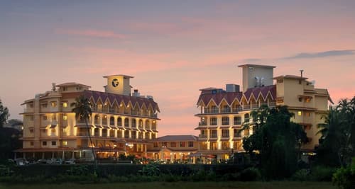 Acron Candolim Regina, Primary image