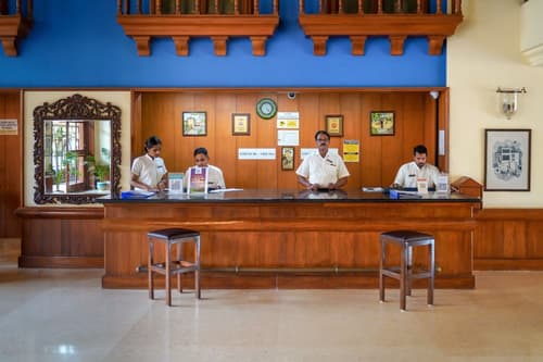 Acron Candolim Regina