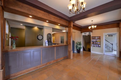 Canadas Best Value Inn & Suites Charlottetown, Lobby