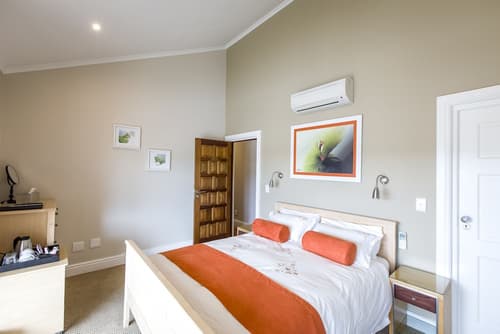 Orange Inn Knysna, Room