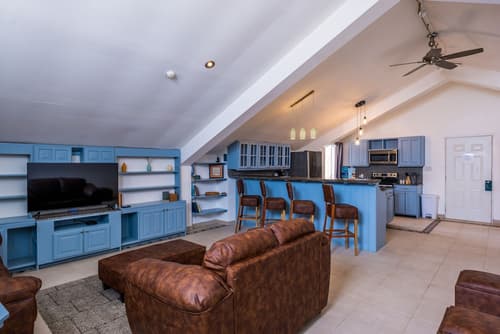 Tropical Suites Hotel, Room