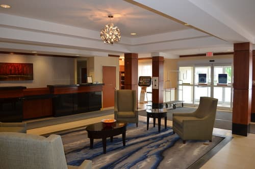 Fairfield Inn & Suites by Marriott Sault Ste. Marie, Interior entrance
