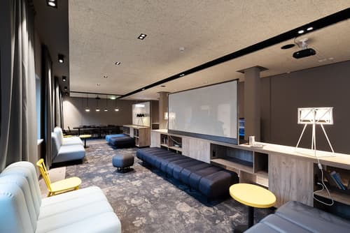 a&o Berlin Hauptbahnhof, Lobby