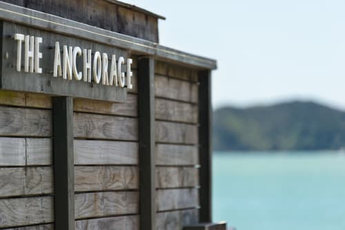 Anchorage Motel, Interior entrance