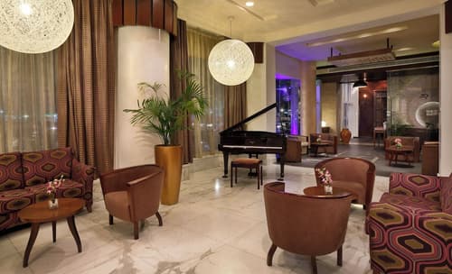 City Seasons Al Hamra Hotel