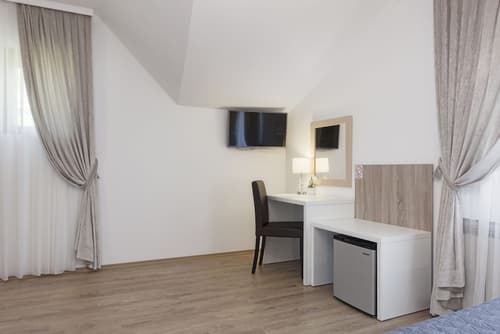 Tourist Center Marko, Room